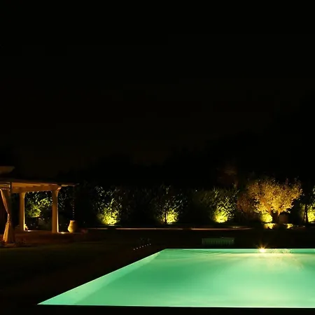 La Nel Bosco בית הארחה לוקה